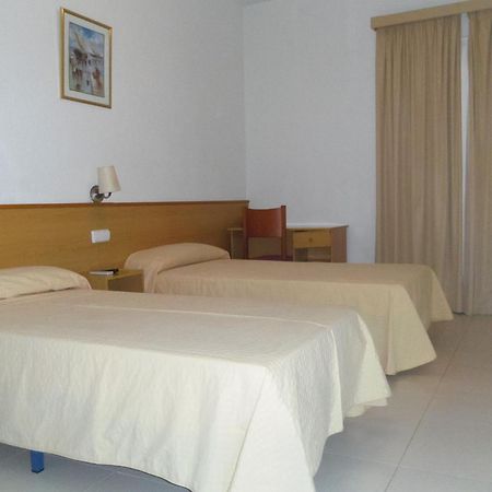 Hotel Sant Jordi Segur de Calafell Zewnętrze zdjęcie