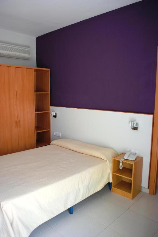 Hotel Sant Jordi Segur de Calafell Zewnętrze zdjęcie
